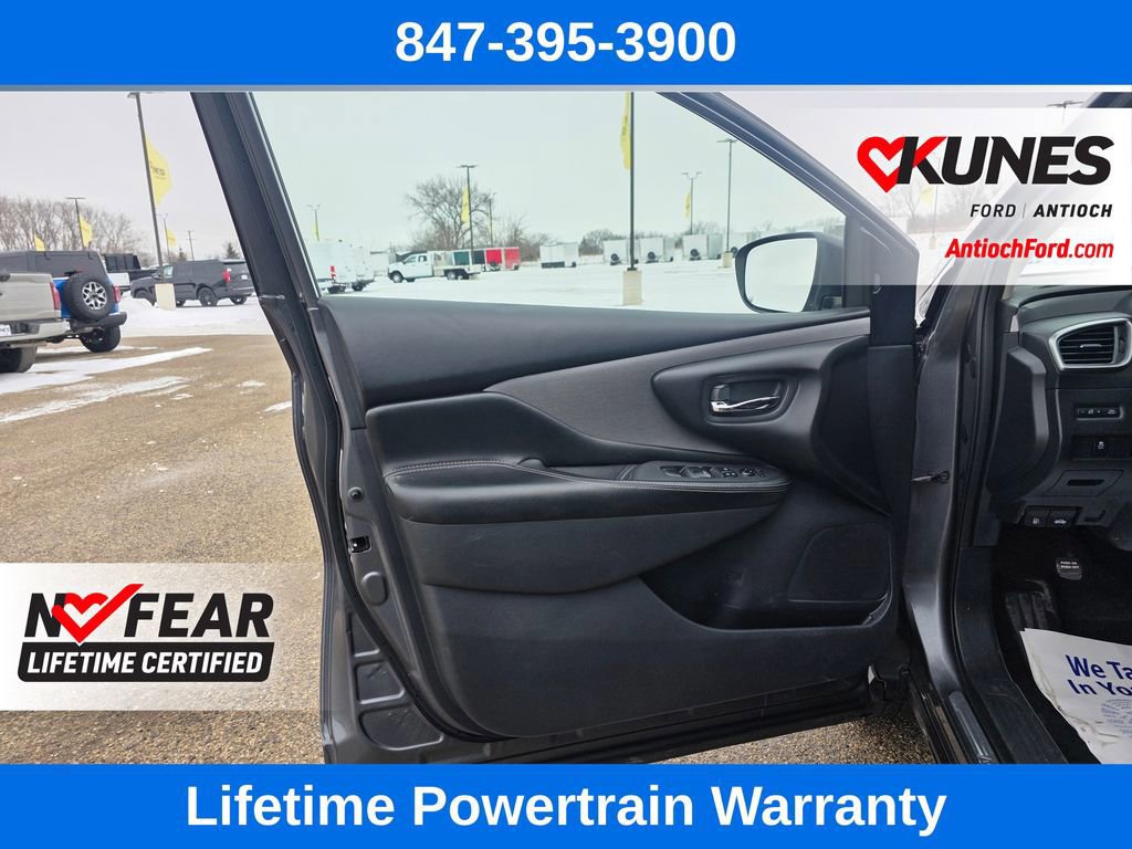 Used 2023 Nissan Murano S image 14