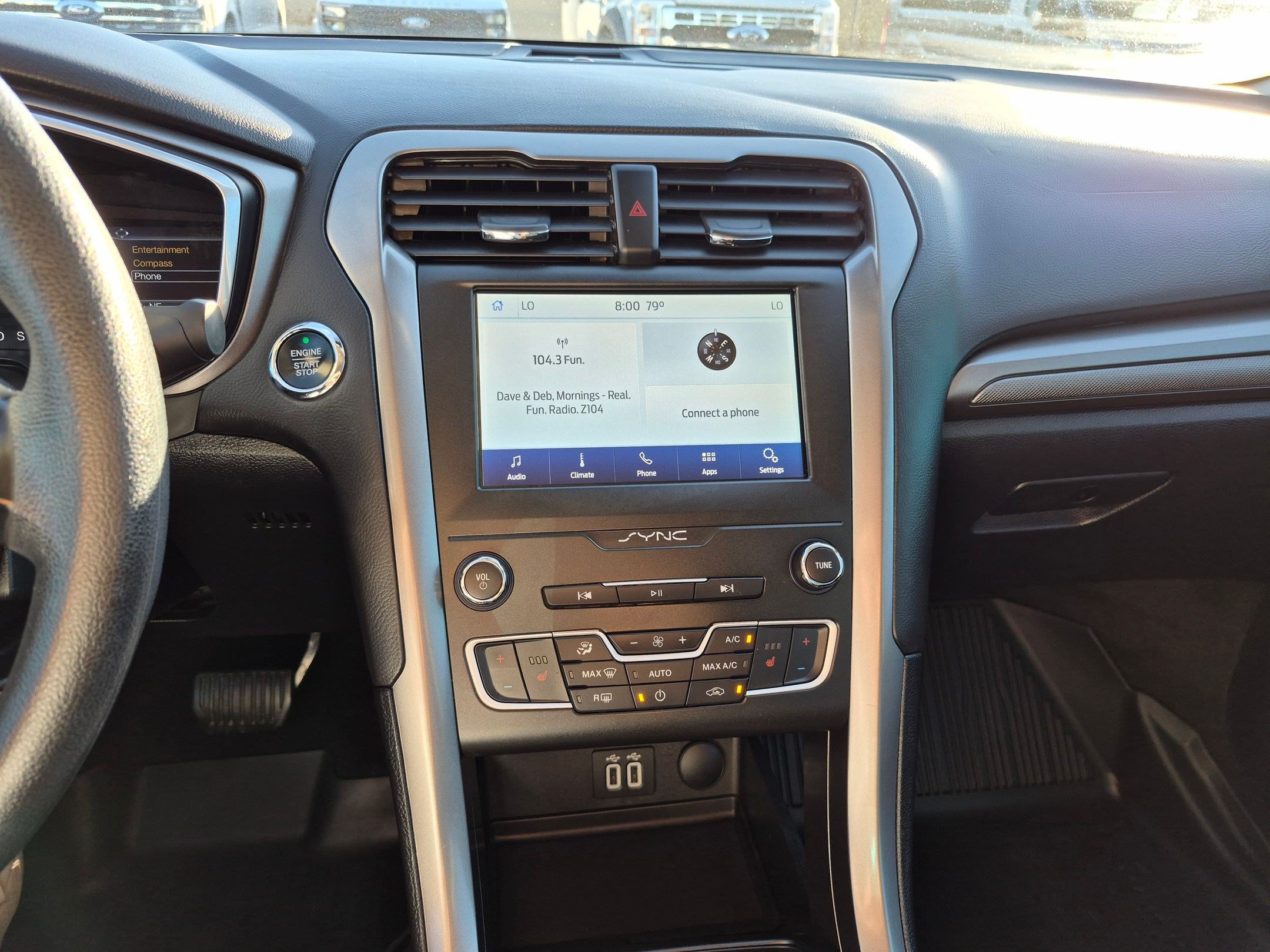 Certified 2020 Ford Fusion SE AWD/4WD image 26