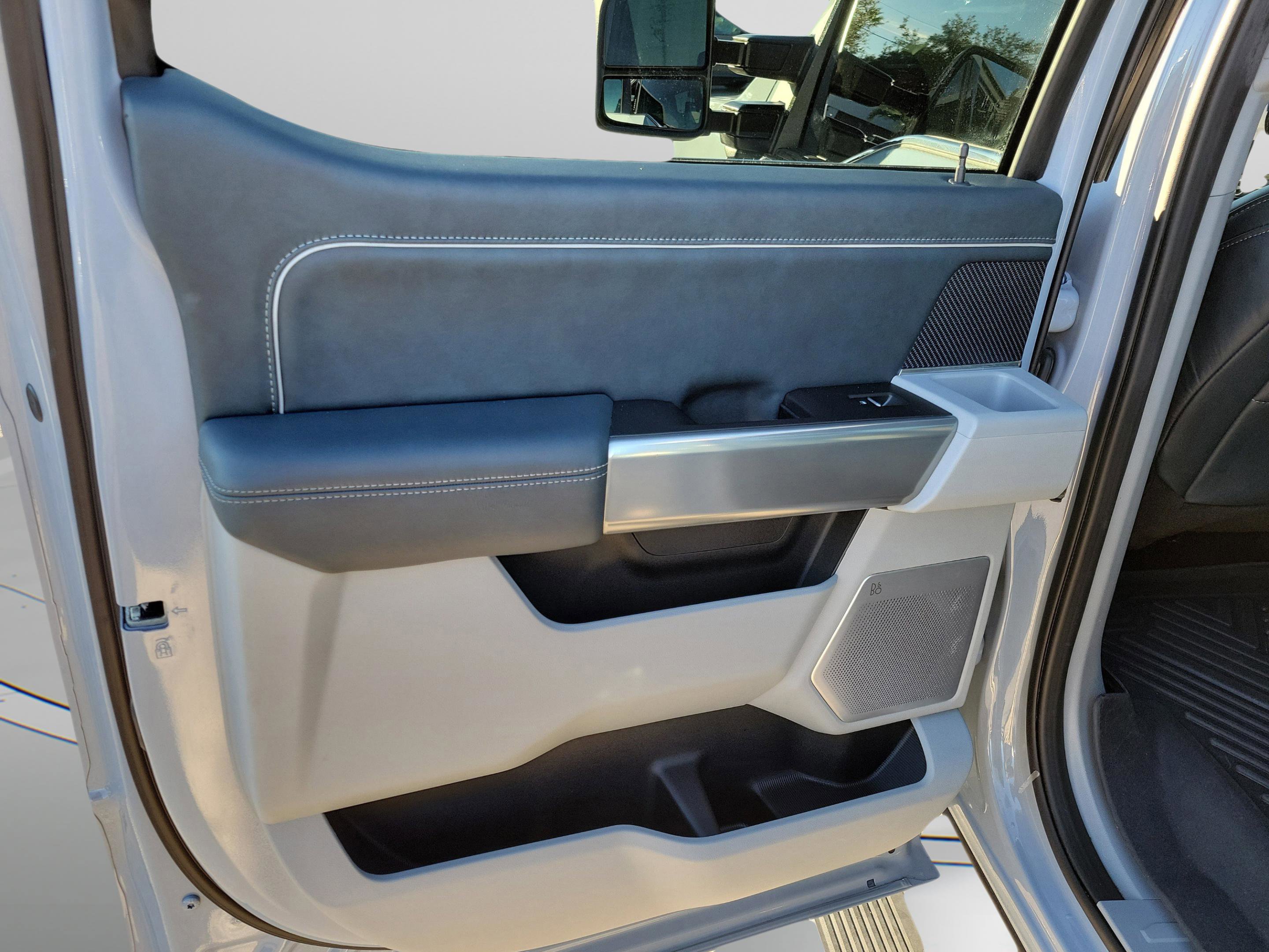 Certified 2024 Ford F250 Limited w/ FX4 Off-Road Package image 24