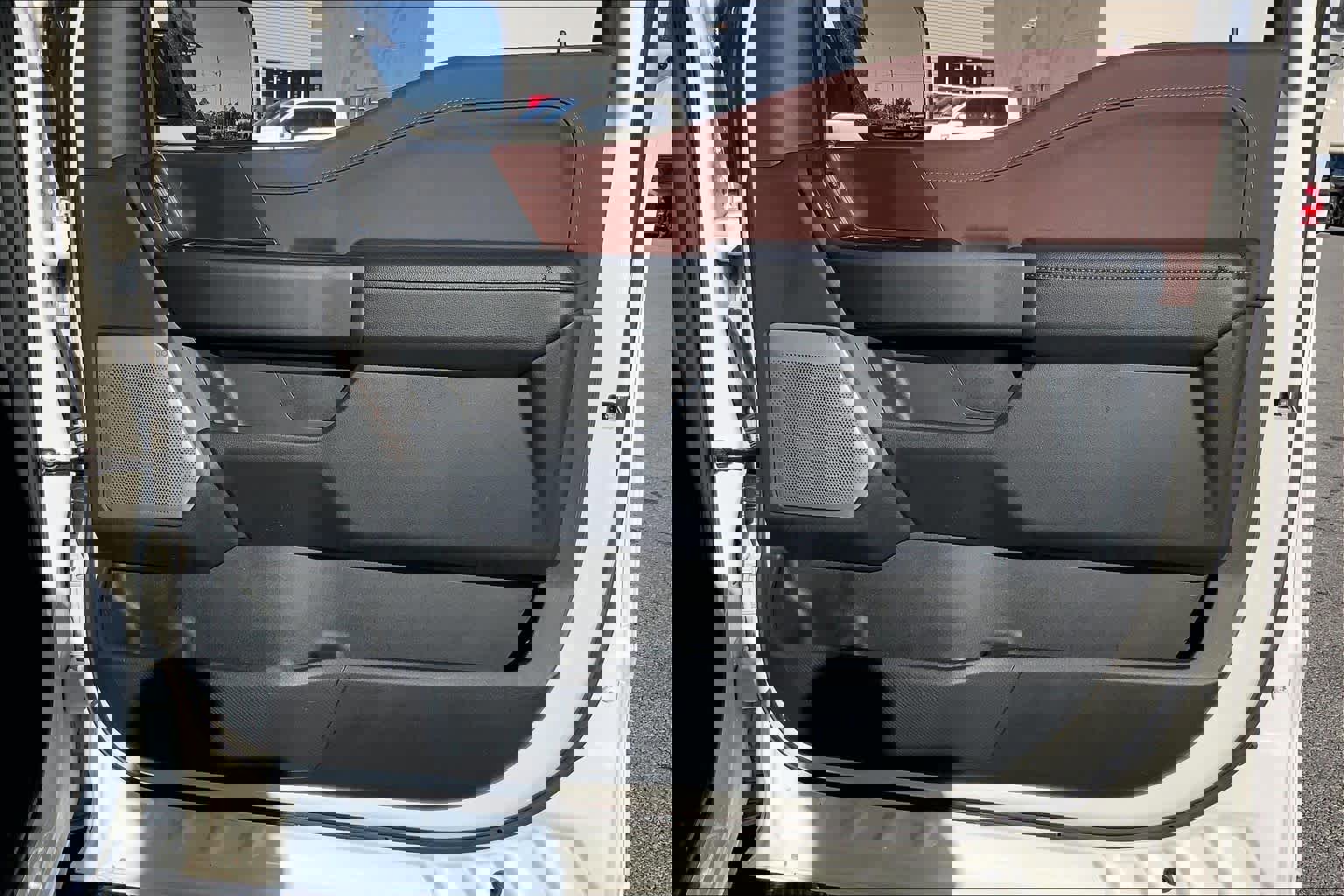 Certified 2023 Ford F150 Lariat w/ Equipment Group 502A High image 22