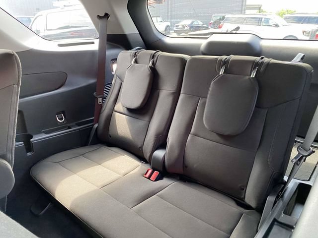 Certified 2023 Ford Explorer XLT RWD image 9