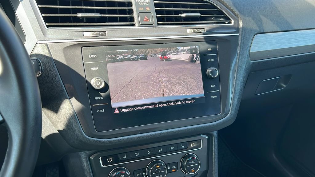 Used 2020 Volkswagen Tiguan SE FWD image 20