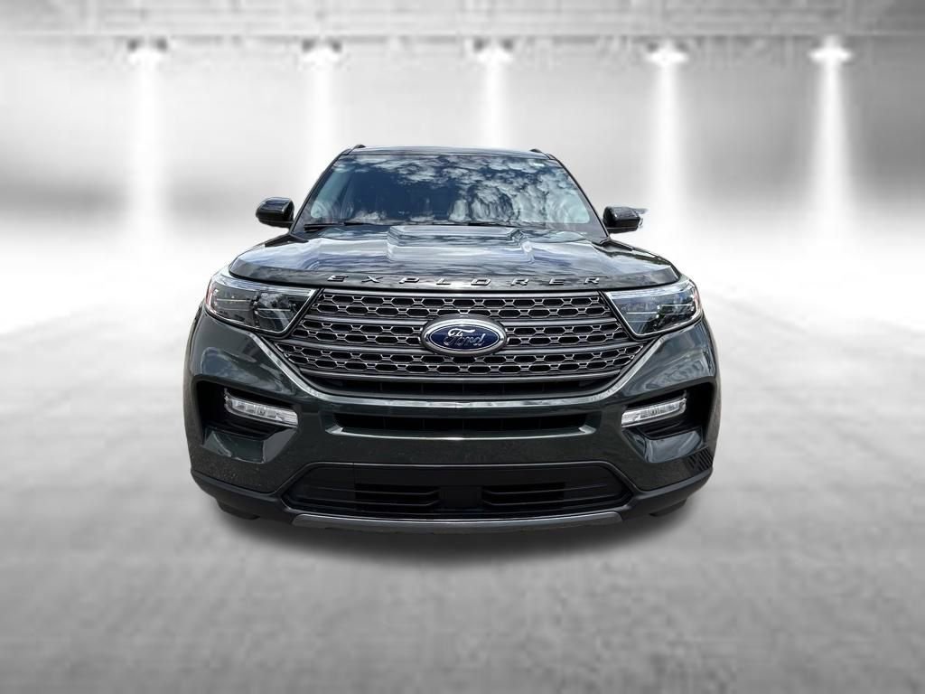 Certified 2023 Ford Explorer XLT w/ Equipment Group 202A RWD image 10