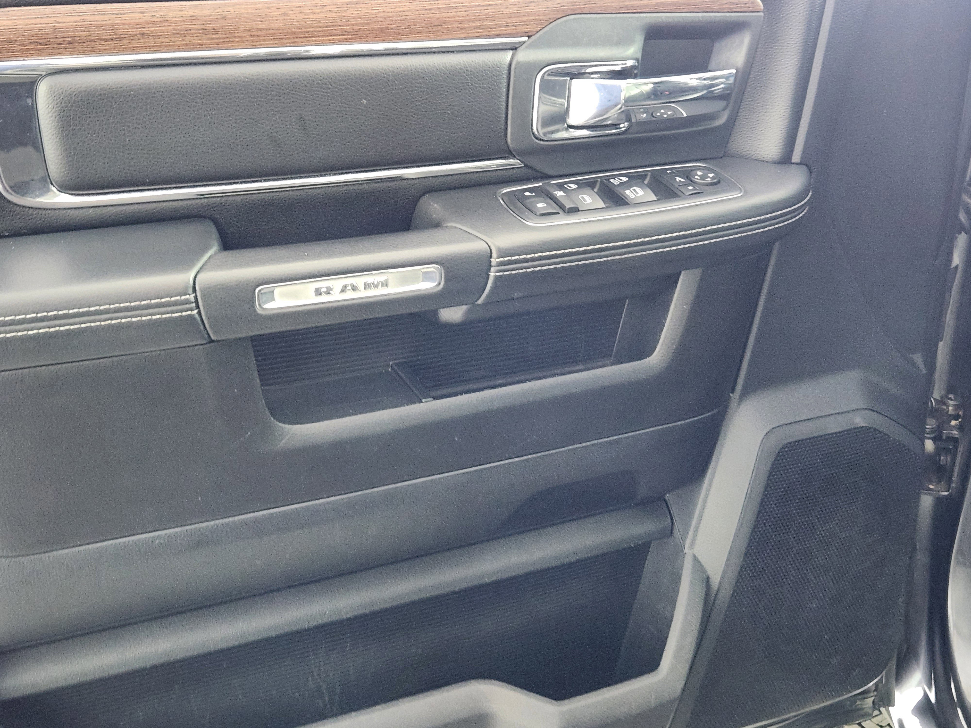 Used 2018 RAM 2500 Laramie image 16