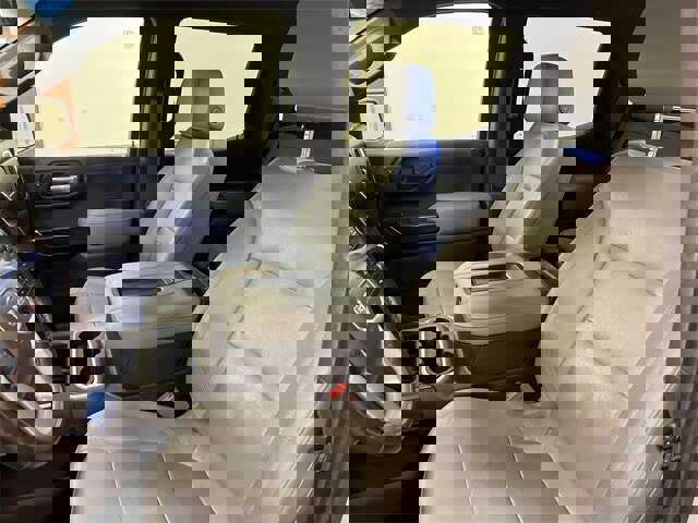 Used 2021 GMC Sierra 1500 SLT w/ SLT Premium Plus Package image 4