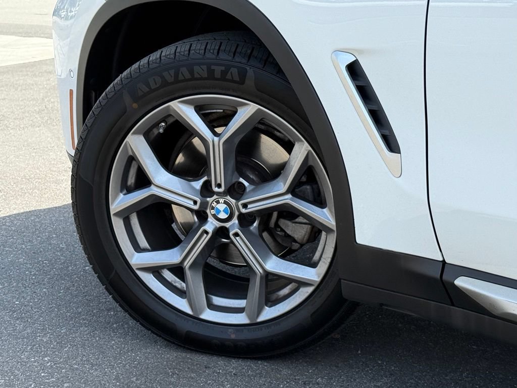 Used 2024 BMW X3 sDrive30i w/ Convenience Package RWD image 17