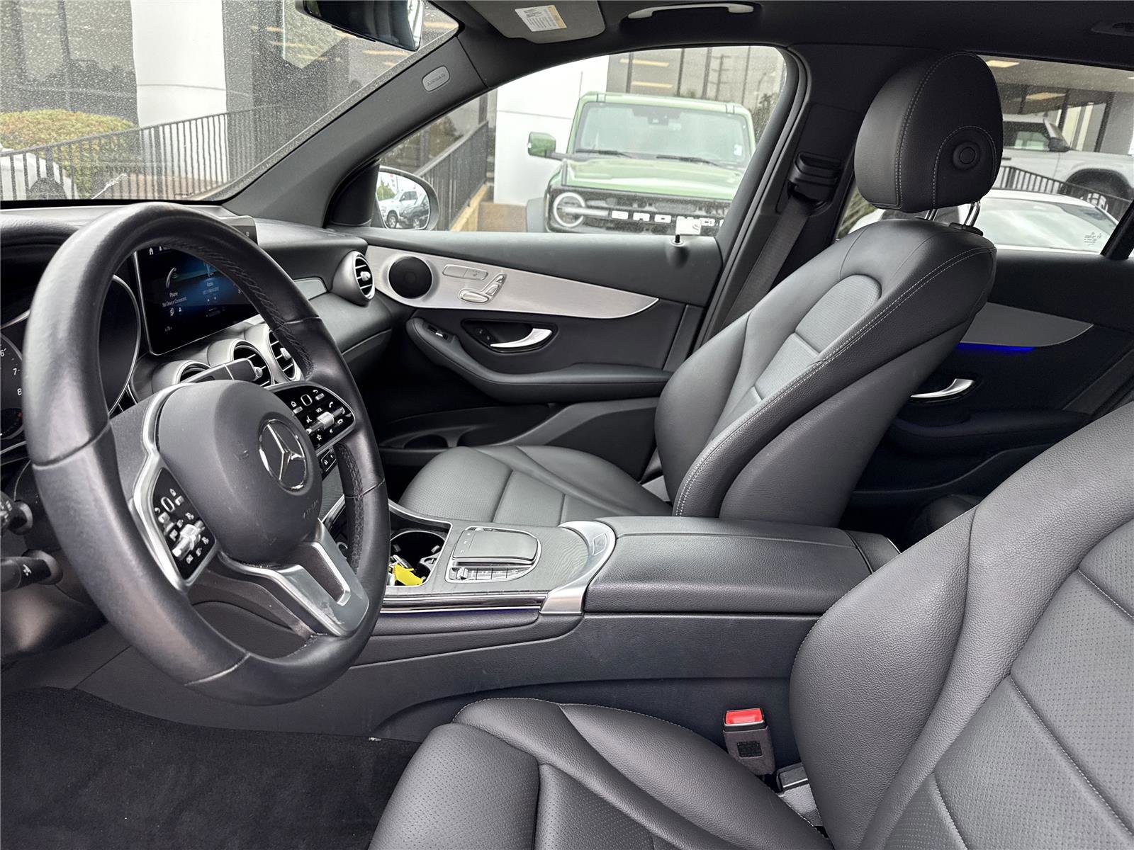 Used 2021 Mercedes-Benz GLC 300 image 9