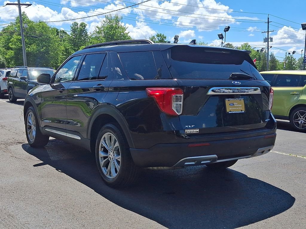 Certified 2023 Ford Explorer XLT w/ Equipment Group 202A AWD/4WD image 5