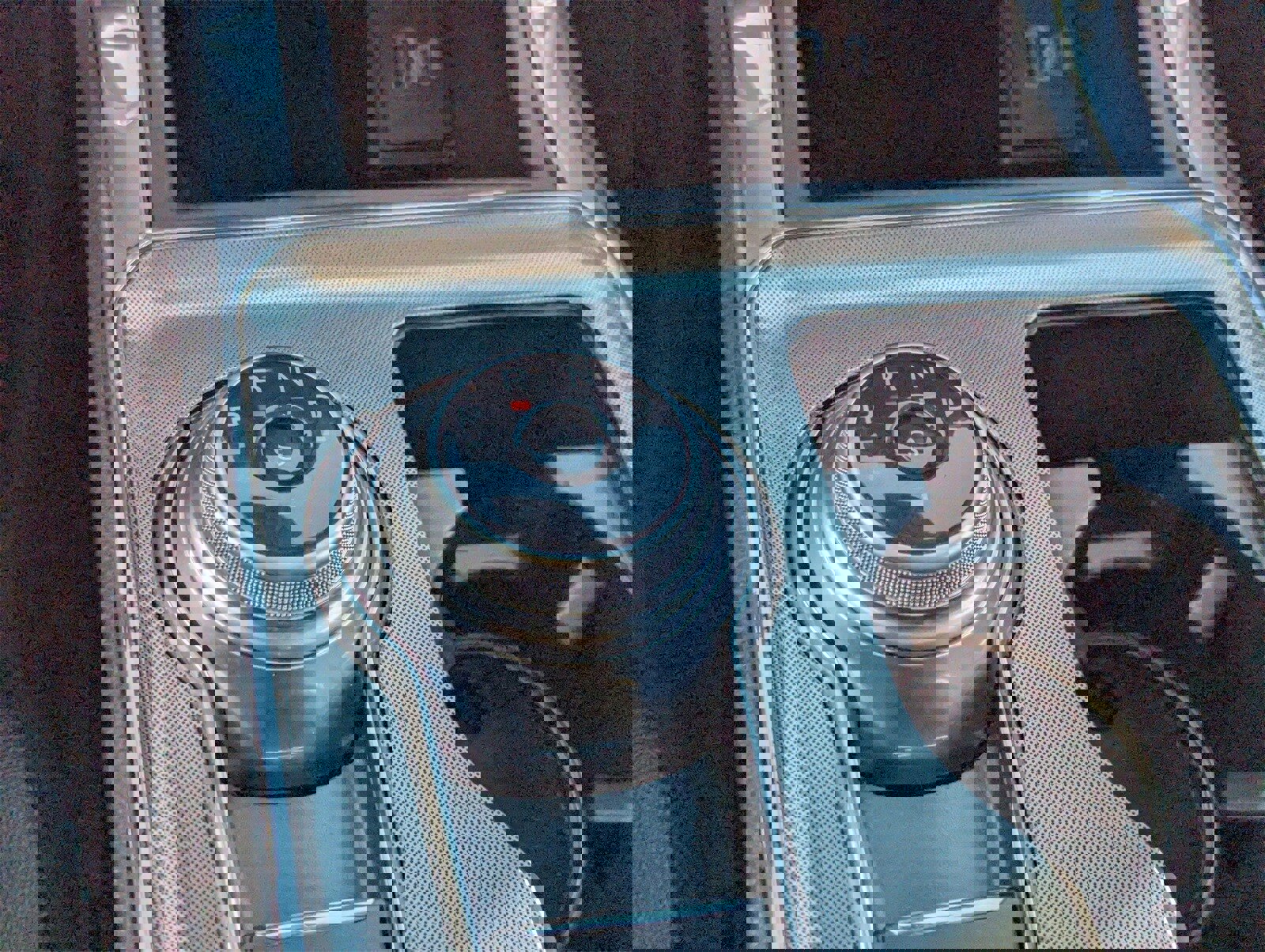 Certified 2024 Ford Edge Titanium image 24