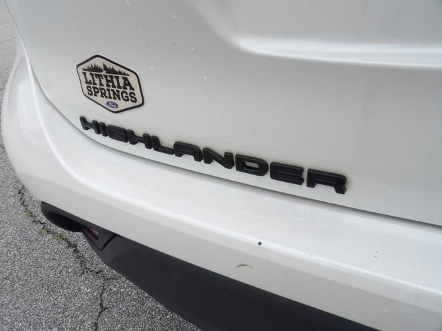 Used 2021 Toyota Highlander XLE AWD/4WD image 14