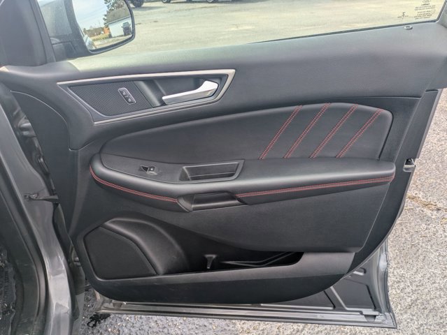 Certified 2022 Ford Edge ST-Line image 32