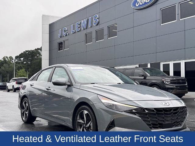 Used 2023 Hyundai Elantra Limited w/ Cargo Package FWD video 2