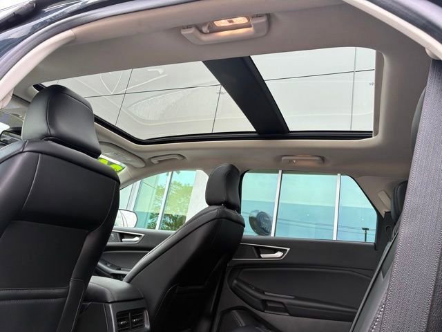 Certified 2024 Ford Edge SEL w/ Convenience Package AWD/4WD image 17