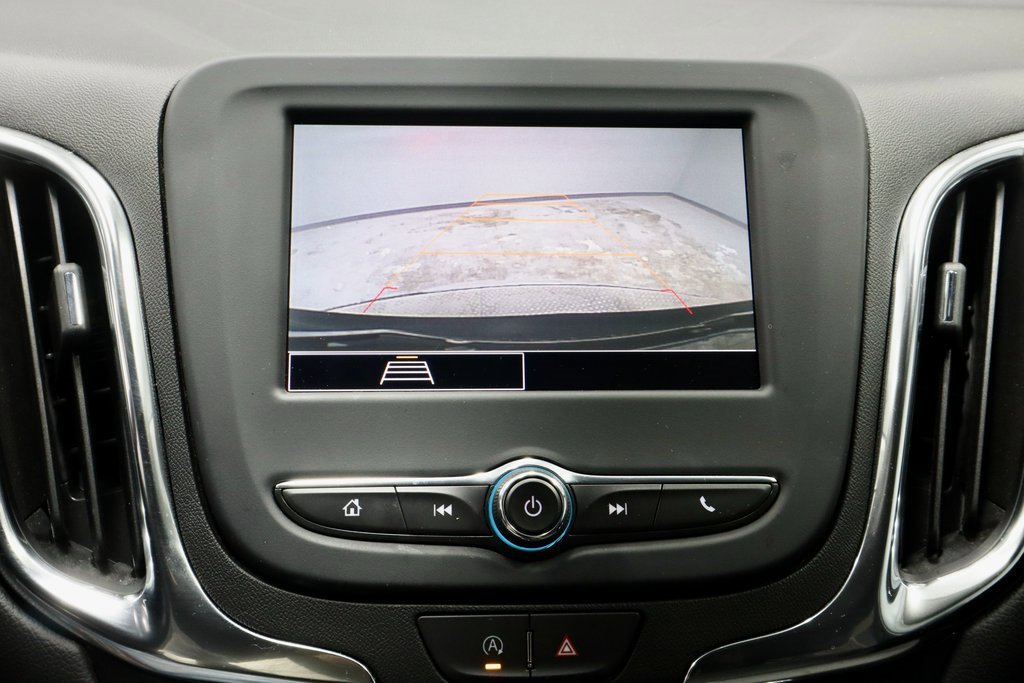 Used 2022 Chevrolet Equinox LT image 2