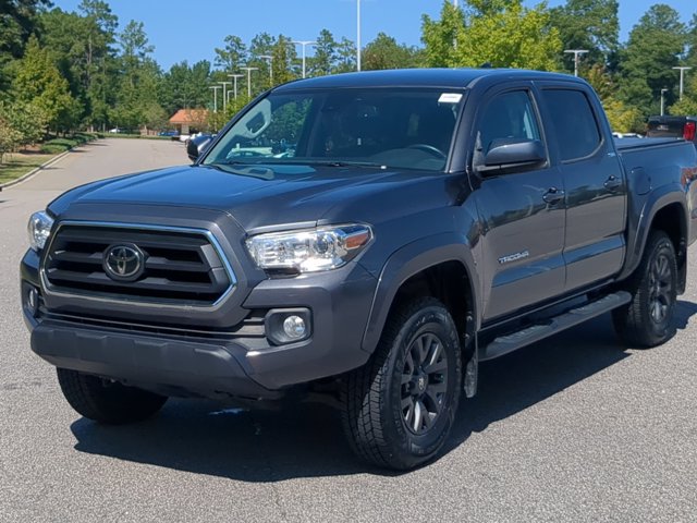 Used 2022 Toyota Tacoma SR5 AWD/4WD image 8