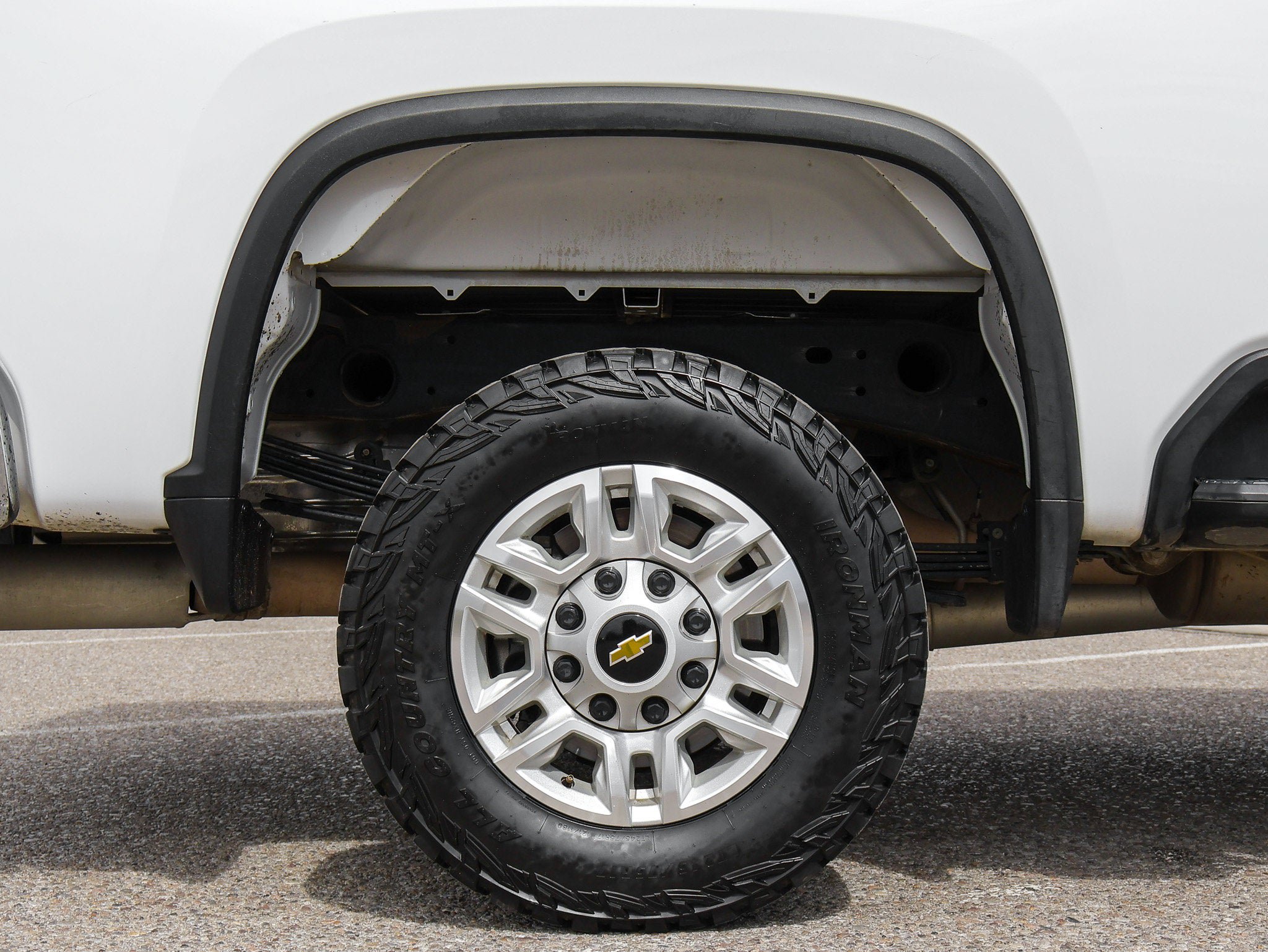 Used 2025 Chevrolet Silverado 2500 LT w/ Convenience Package AWD/4WD image 12