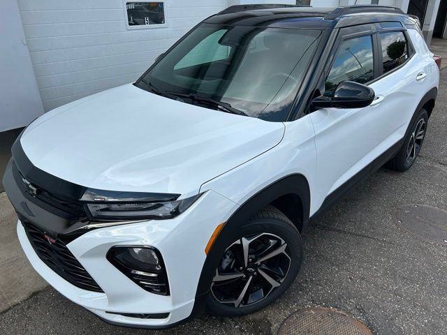 Used 2022 Chevrolet TrailBlazer RS w/ Sun and Liftgate Package AWD/4WD image 1