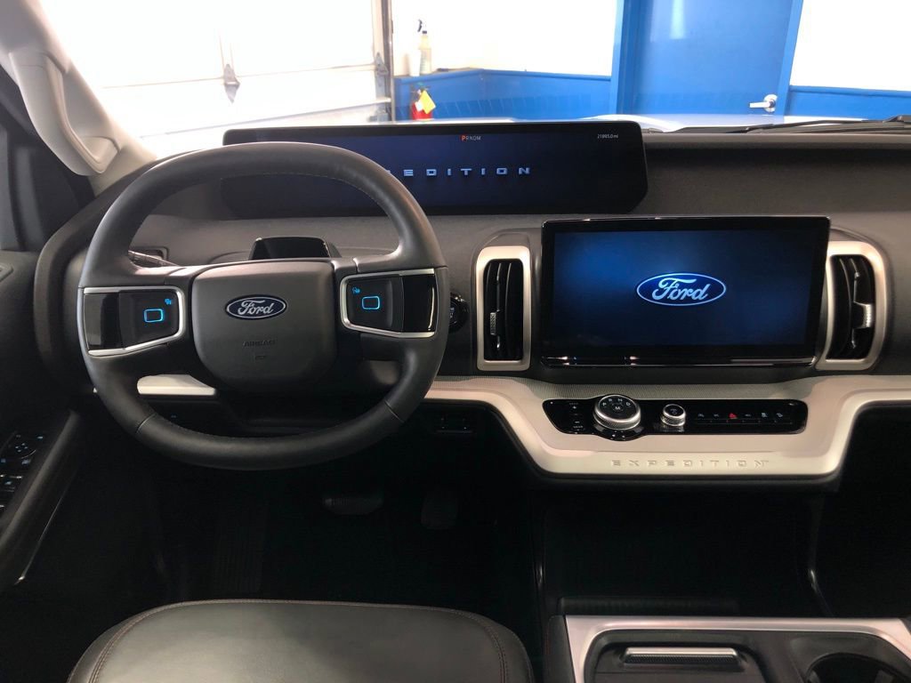 Certified 2025 Ford Expedition Max Active image 11
