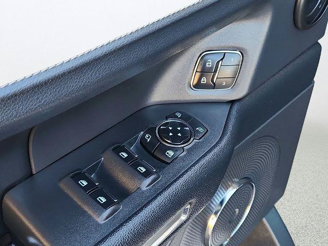 Certified 2024 Ford Expedition XLT RWD image 18