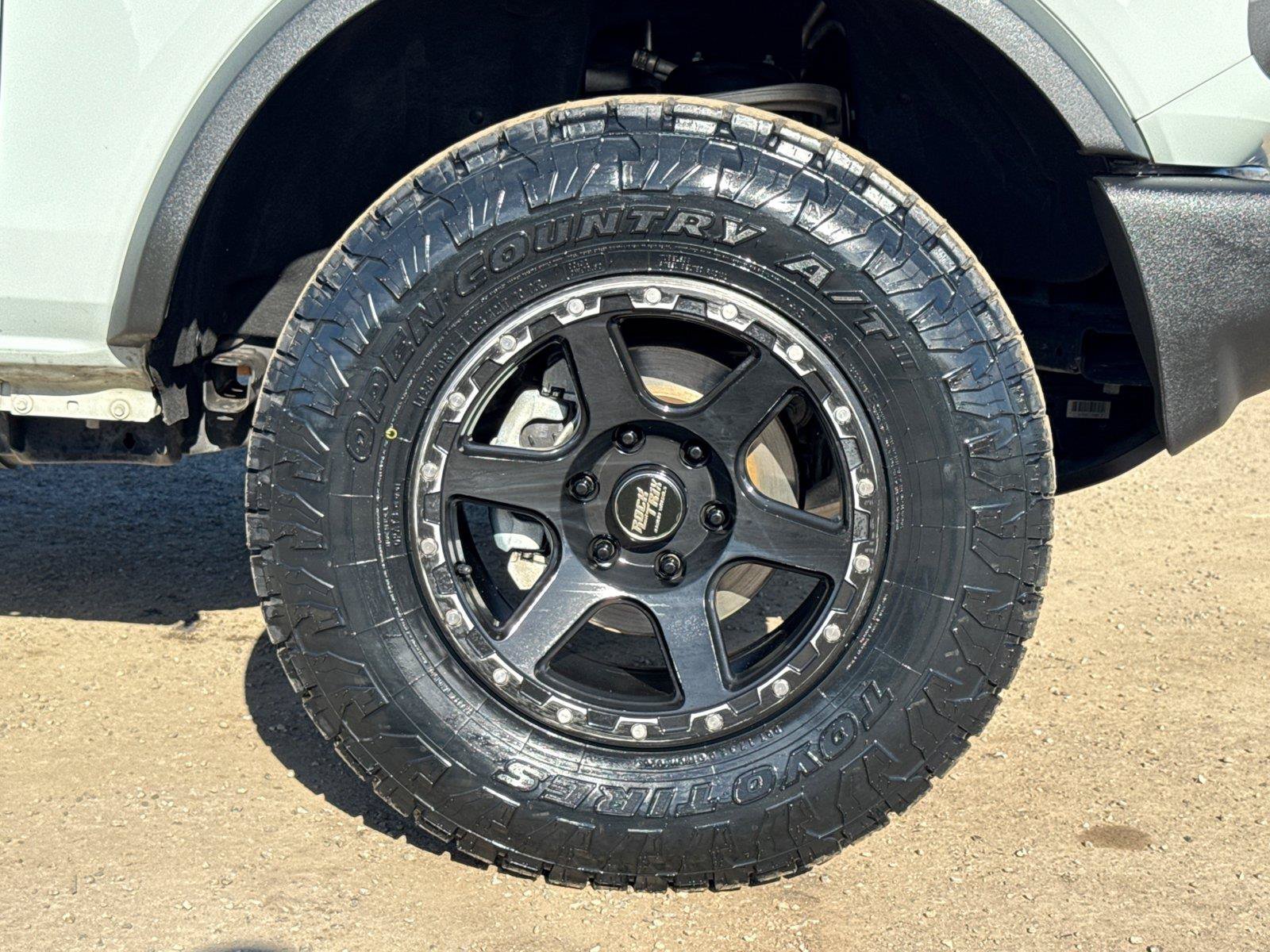 Certified 2023 Ford Bronco 2-Door AWD/4WD image 6