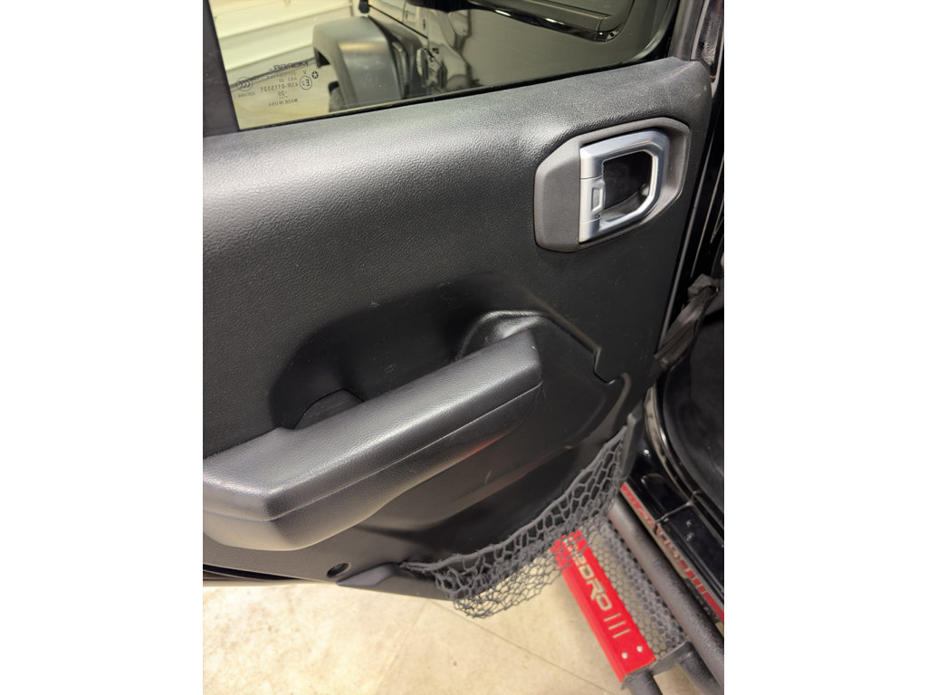 Used 2020 Jeep Wrangler Unlimited Sport S AWD/4WD image 22