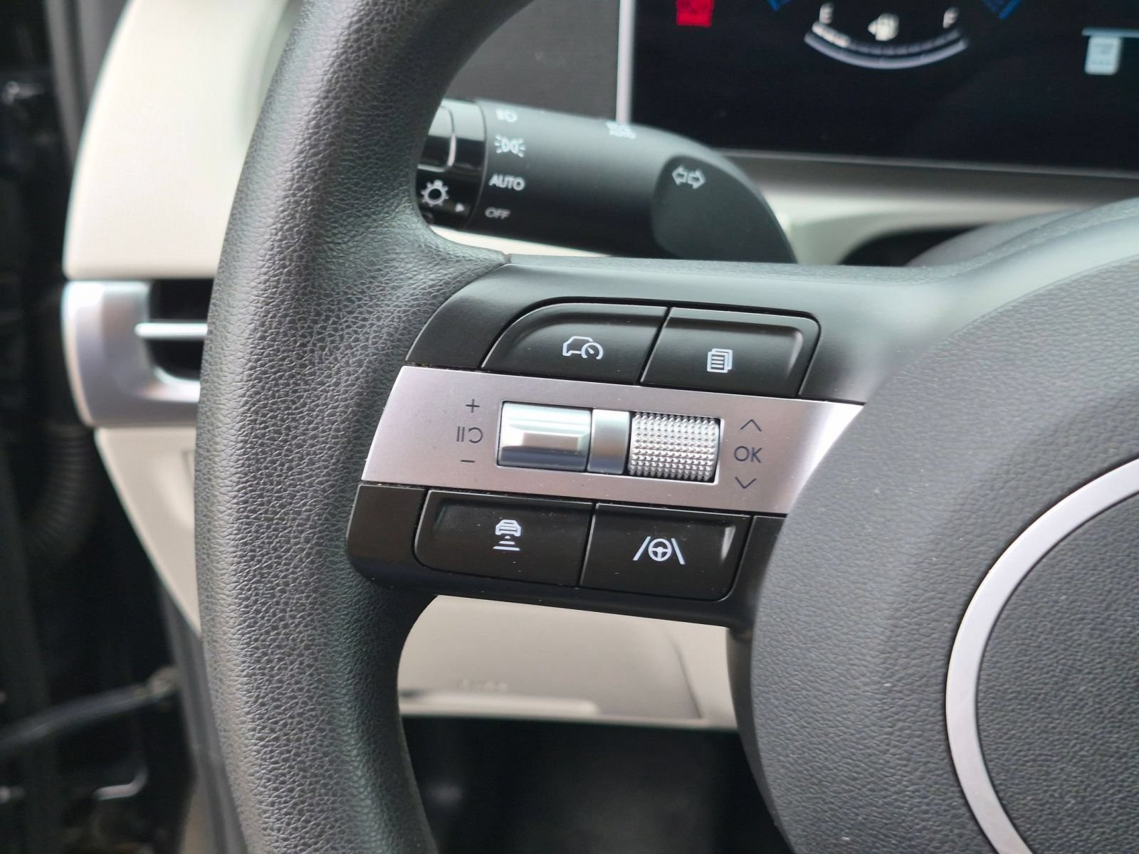 Used 2025 Hyundai Tucson SEL AWD/4WD image 19