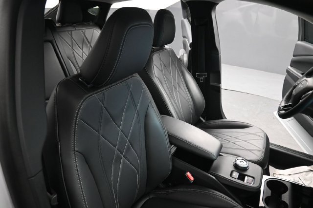Certified 2023 Ford Mustang Mach-E Select AWD/4WD image 27