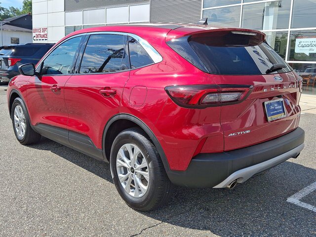 Certified 2023 Ford Escape Active AWD/4WD image 13