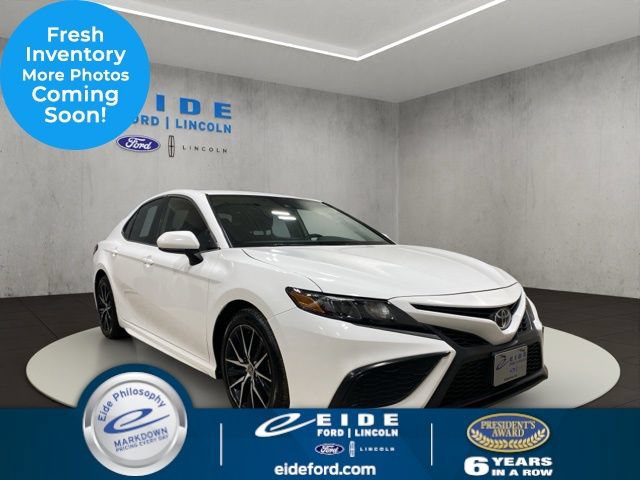 Used 2021 Toyota Camry SE
