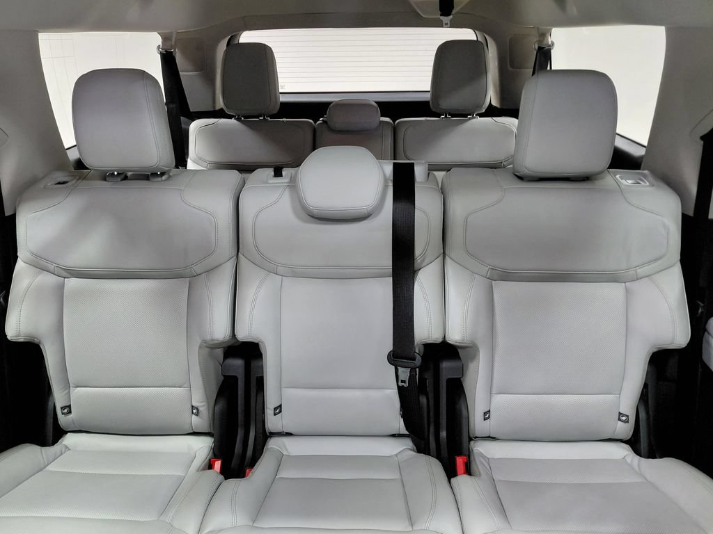 Certified 2025 Ford Expedition Max Platinum AWD/4WD image 7
