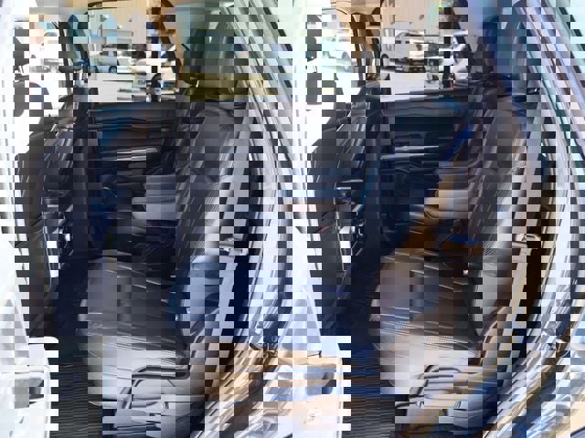 Certified 2022 Ford Expedition XLT image 10