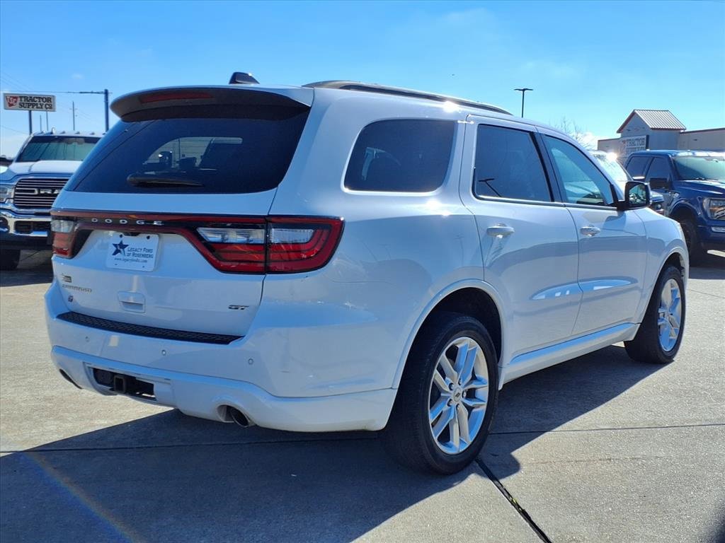 Used 2024 Dodge Durango GT image 2