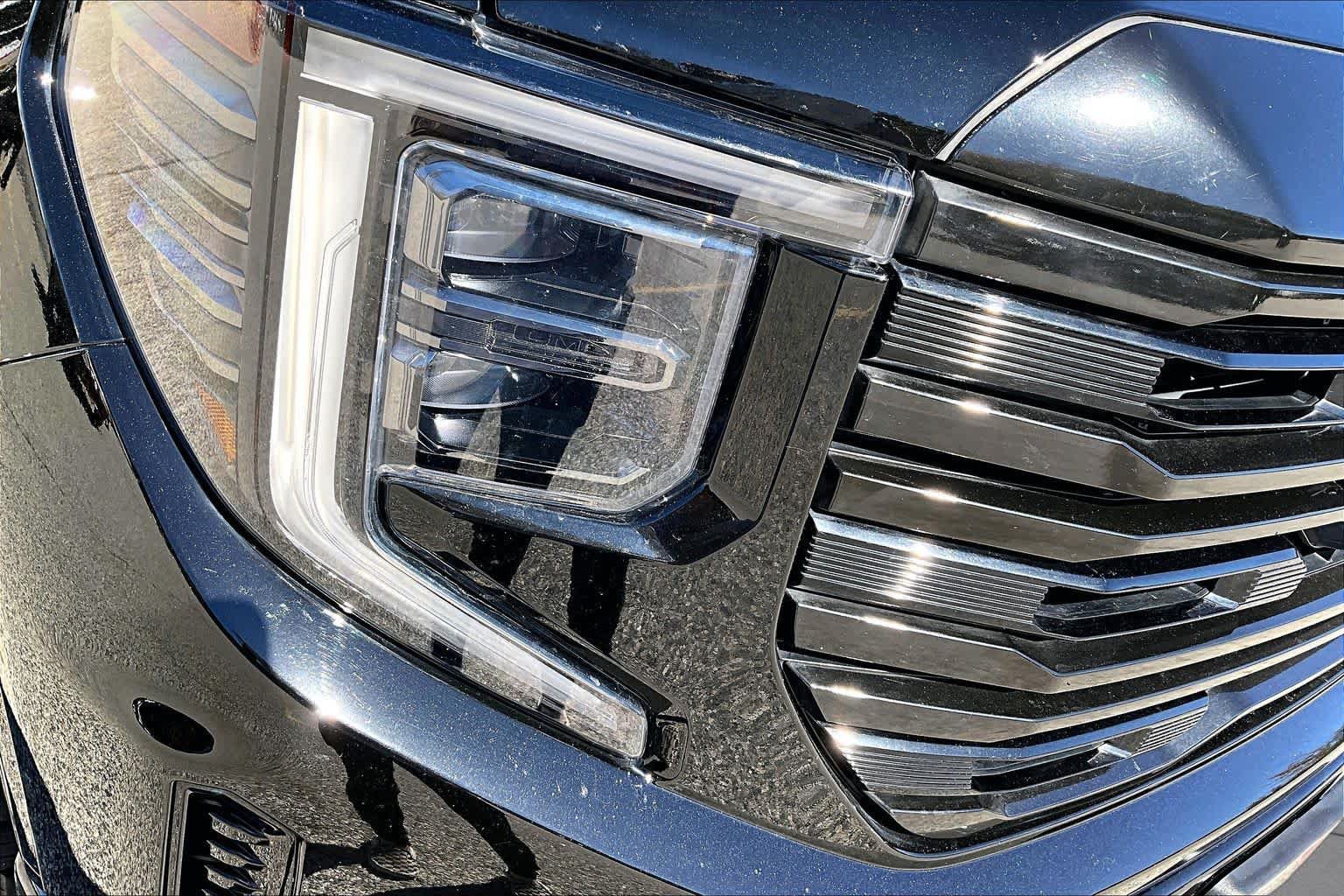 Used 2023 GMC Sierra 1500 AT4 w/ AT4 Premium Package AWD/4WD image 27