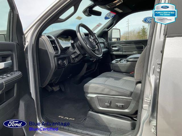 Used 2024 RAM 2500 Big Horn w/ Sport Appearance Package image 16