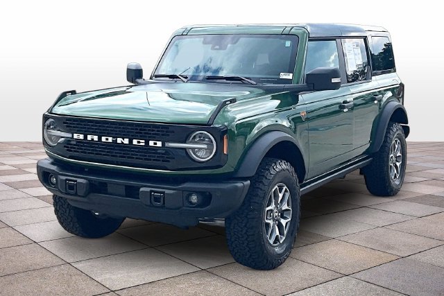 Certified 2025 Ford Bronco Badlands AWD/4WD image 13