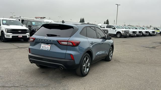 Certified 2025 Ford Escape ST-Line image 3