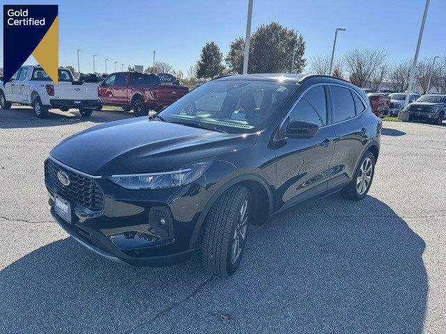 Certified 2025 Ford Escape Platinum w/ Premium Technology Package
