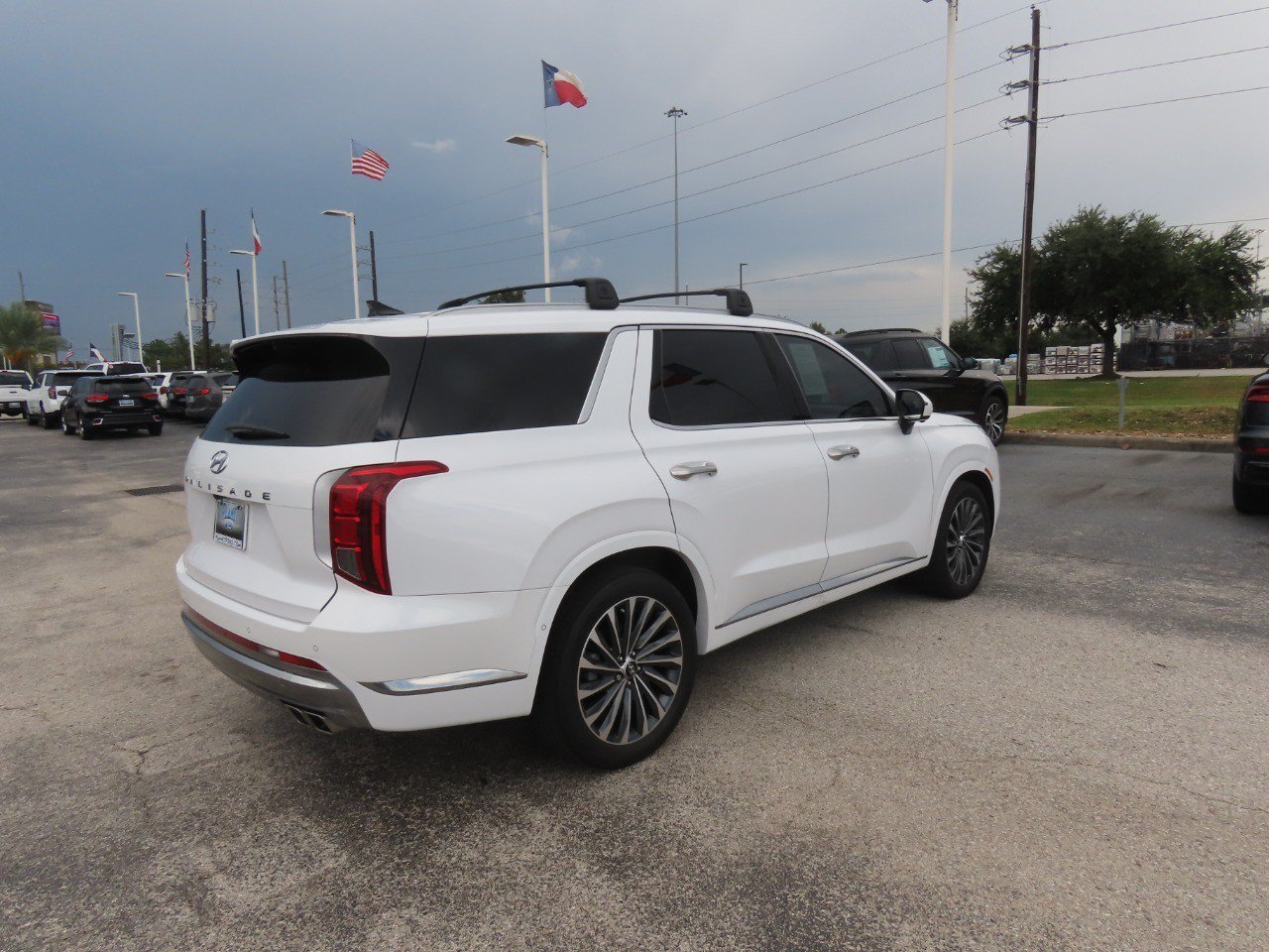 Used 2025 Hyundai Palisade Calligraphy FWD image 11