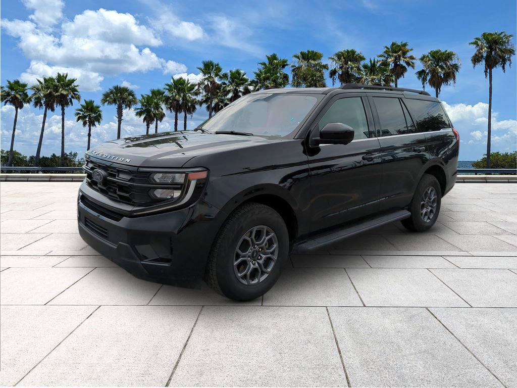 Certified 2025 Ford Expedition Active AWD/4WD image 3