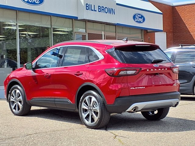 Certified 2024 Ford Escape Platinum AWD/4WD image 2
