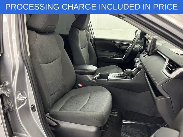 Used 2022 Toyota RAV4 XLE w/ Protection Package (TMS) AWD/4WD image 14