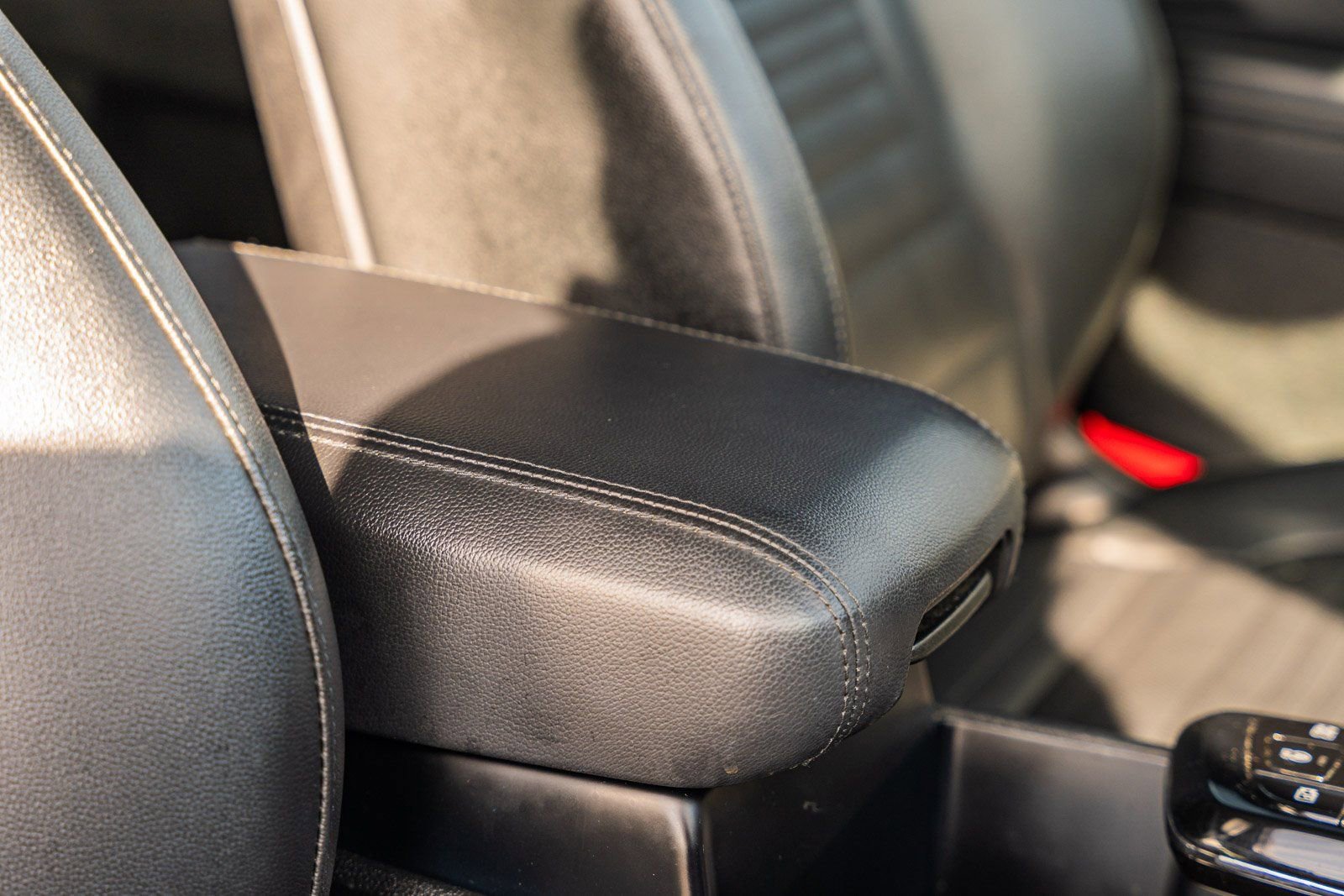 Used 2023 Kia Sportage SX image 11