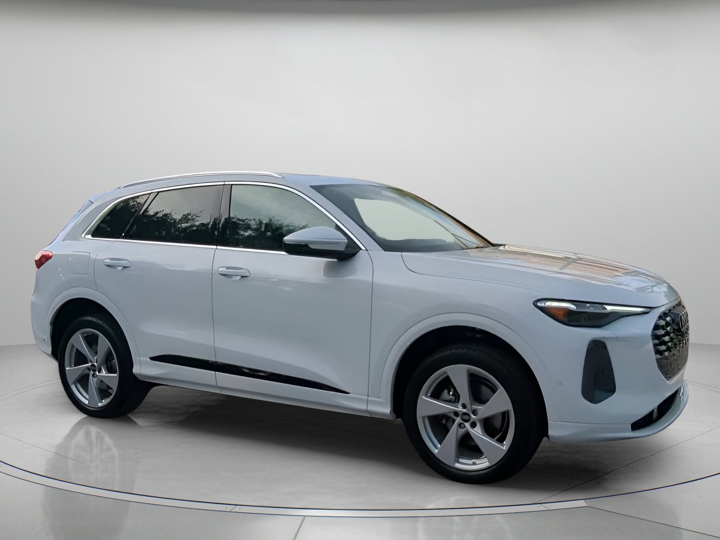 Used 2025 Audi Q5 Premium Plus AWD/4WD image 35