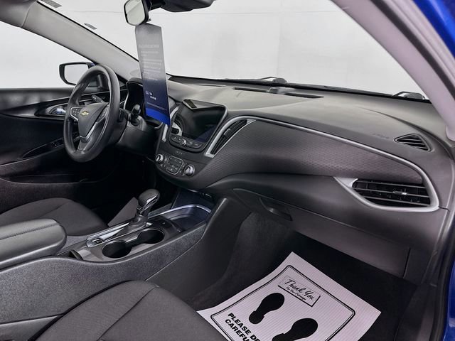 Used 2023 Chevrolet Malibu LT image 32
