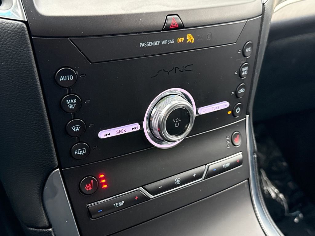 Certified 2020 Ford Edge Titanium w/ Class II Trailer Tow Package image 22