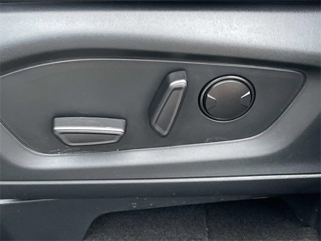 Certified 2023 Ford Explorer XLT w/ Equipment Group 202A image 27