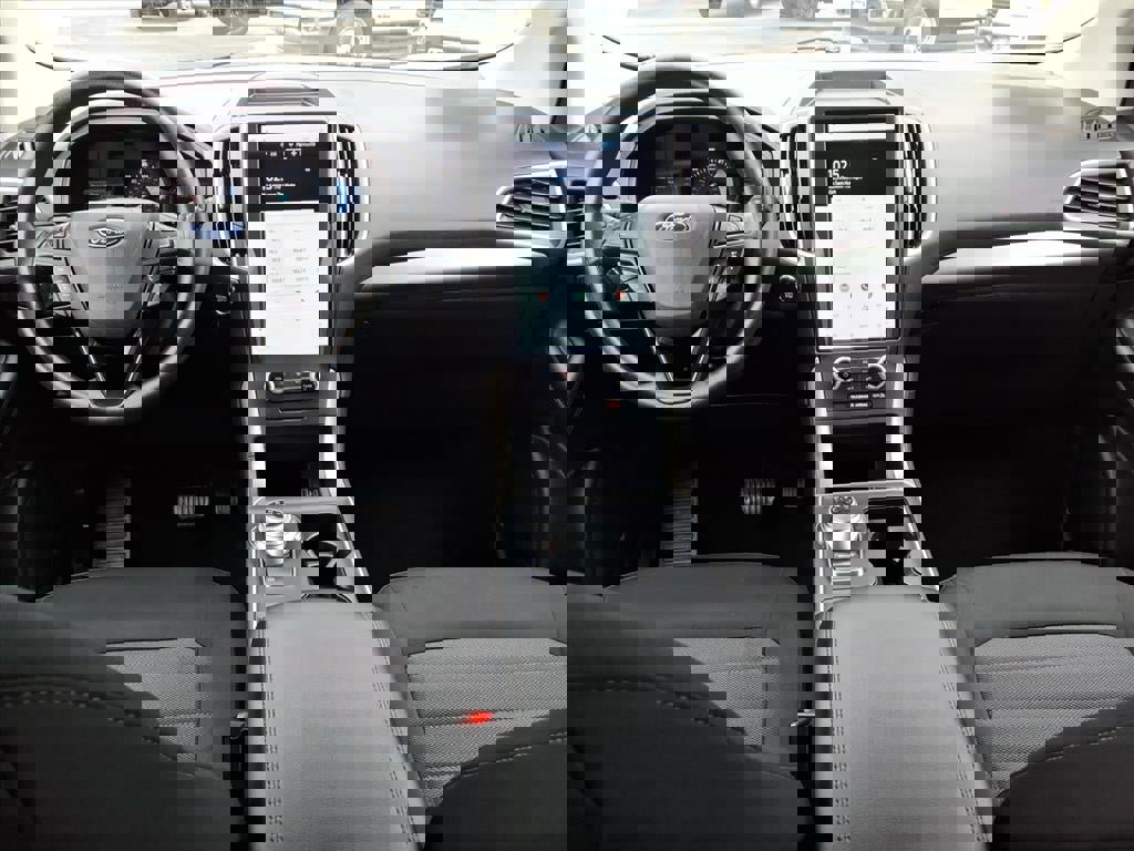 Certified 2022 Ford Edge SE w/ Black Appearance Package image 18