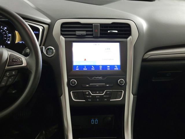 Certified 2020 Ford Fusion SE image 21