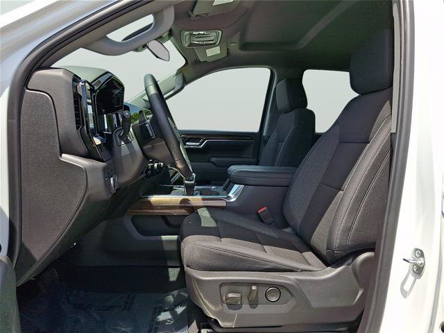 Used 2025 Chevrolet Silverado 1500 LT Trail Boss AWD/4WD image 11