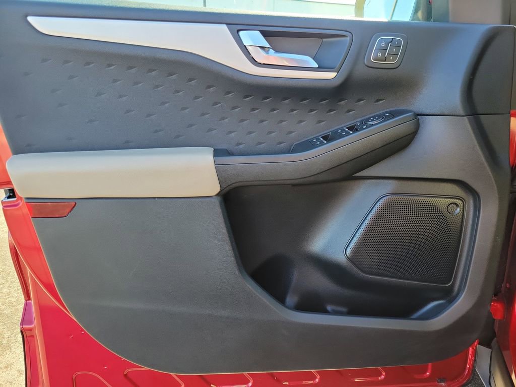 Certified 2020 Ford Escape SEL AWD/4WD image 17